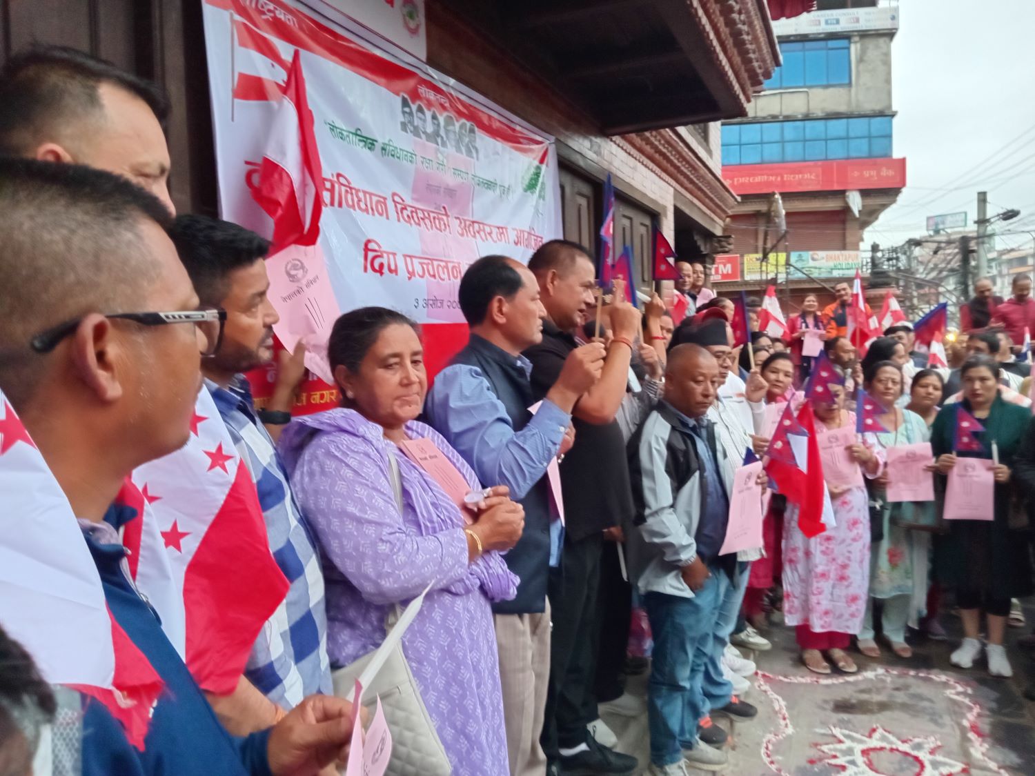 संविधान जोगाउन कांग्रेस निस्कियो : दुर्लभ थापा