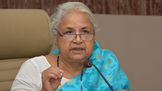 नेपालको पहिलो महिला प्रधानमन्त्री बनिन् शुशिला, संकटग्रस्त मुलुक सम्हाल्ने जिम्मेवारी