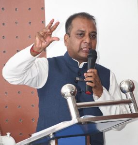 महाधिवेशनमा अल्झिने होइन चुनावमा होमिने हो : रंजित कर्ण