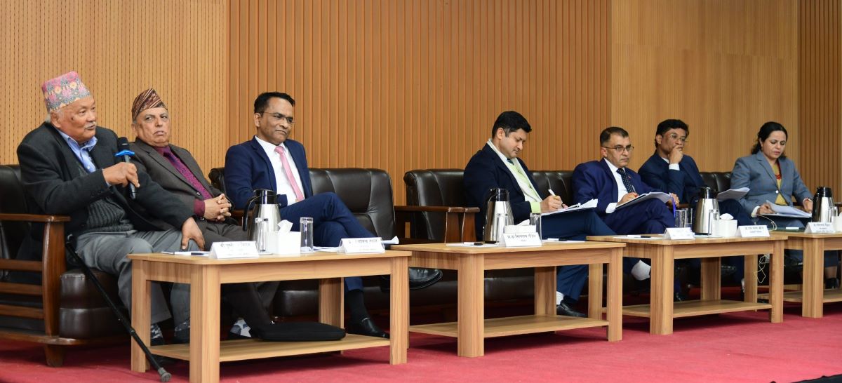 अधिक तरलता :पूर्वाधार विकासमा लगानी बढाउन आवश्यक