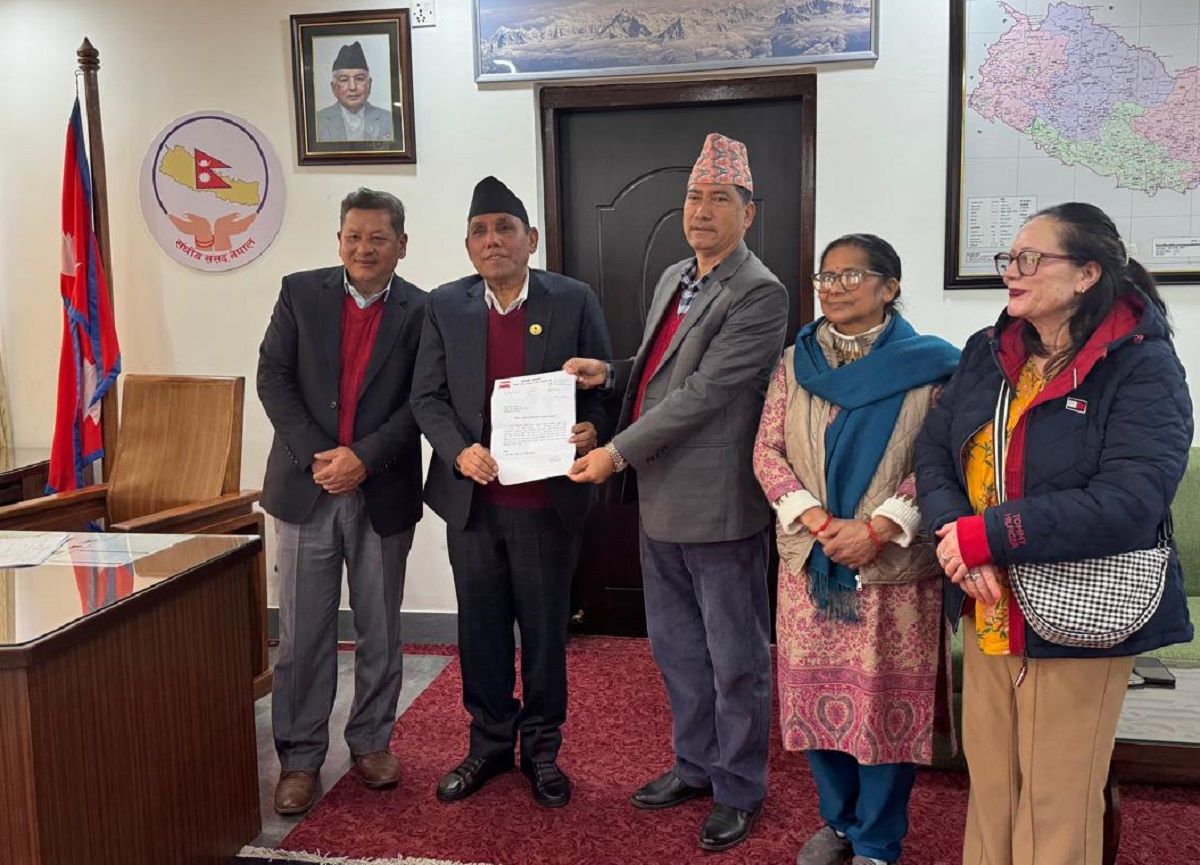 राष्ट्रियसभा बोलाउन कांग्रेको दबाव