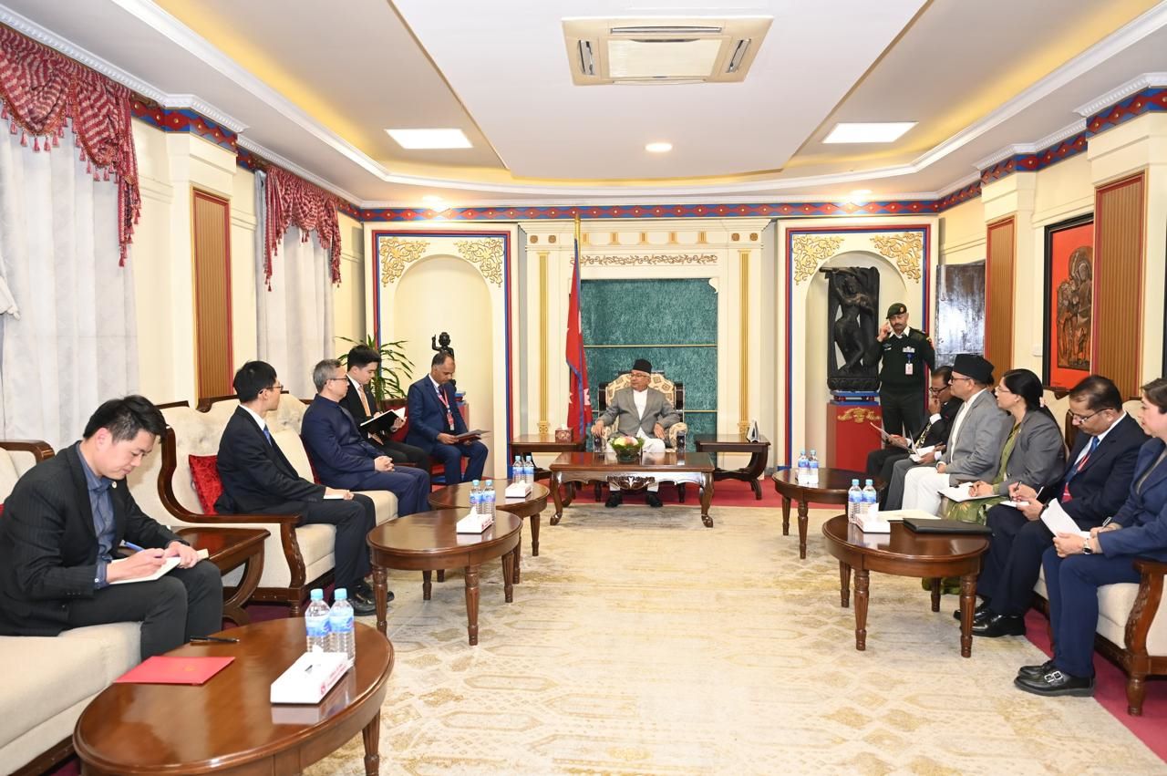 चिनिया राजदूत बढुवा भएर फर्कदैं, राष्ट्रपतिसँग बिदाई भेट