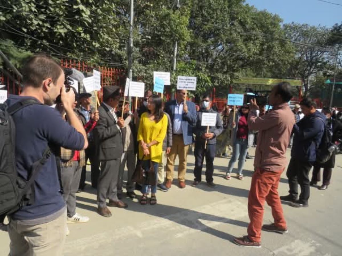 अन्तराष्ट्रिय भ्रष्टाचार निवारण दिवस :नेपालमा पाइला पाइलामा भ्रष्टाचार  !!