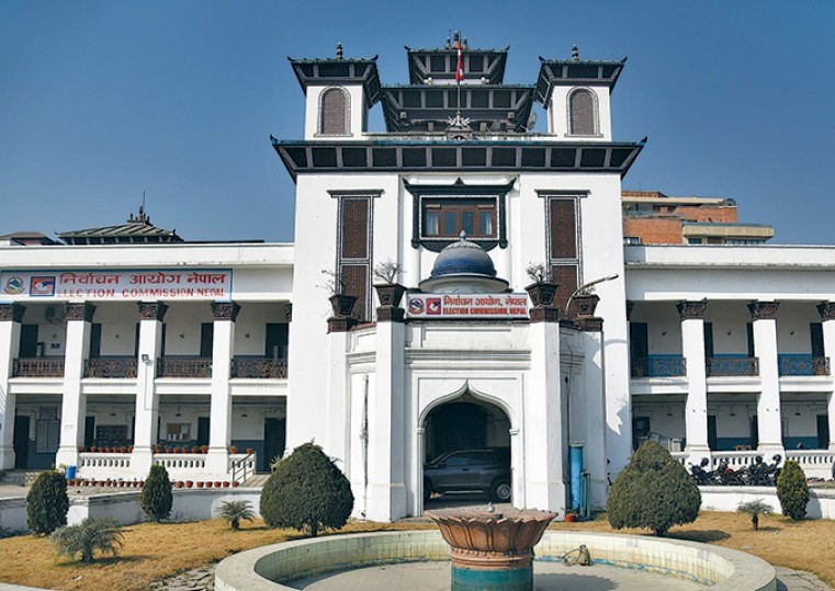 चुनावमा होमियो मुलुक : झापामा केपिबासँग भिड्दै बालेन !?