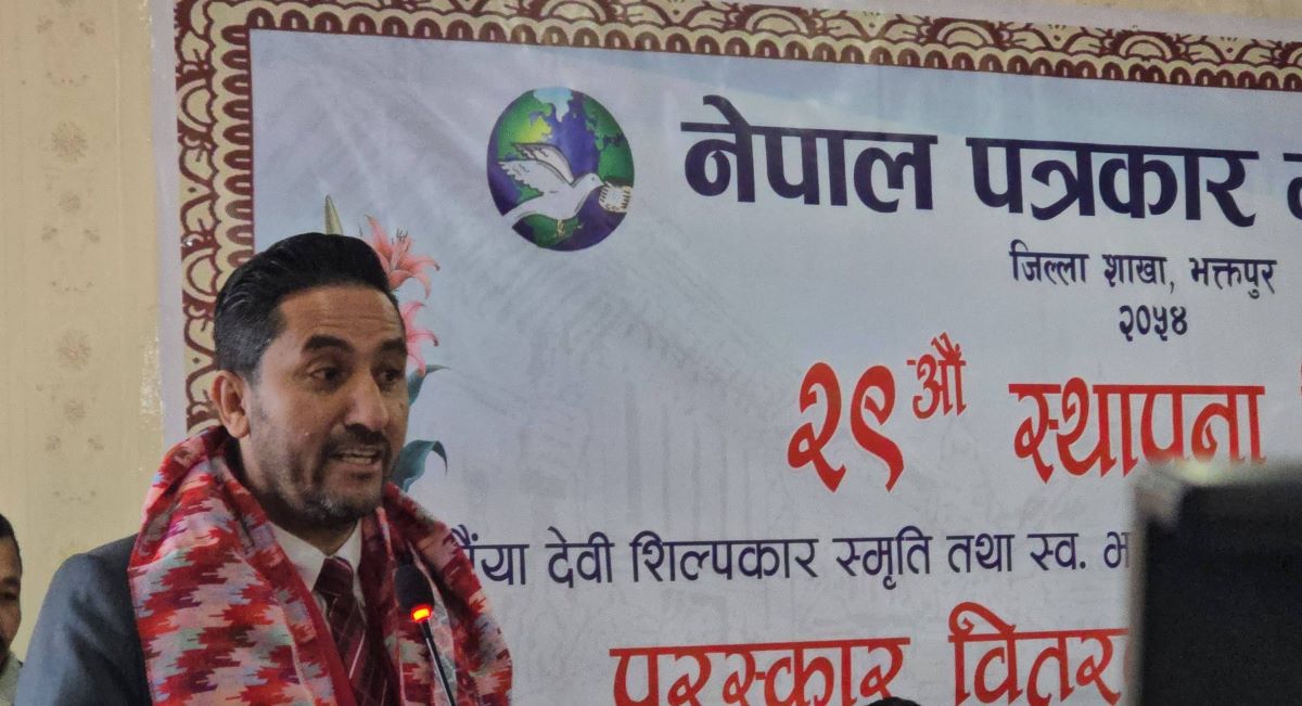 संचारमन्त्रीको स्पष्टिकरण : म चुनावमा उठने नउठने कुरा गरेकै छैन