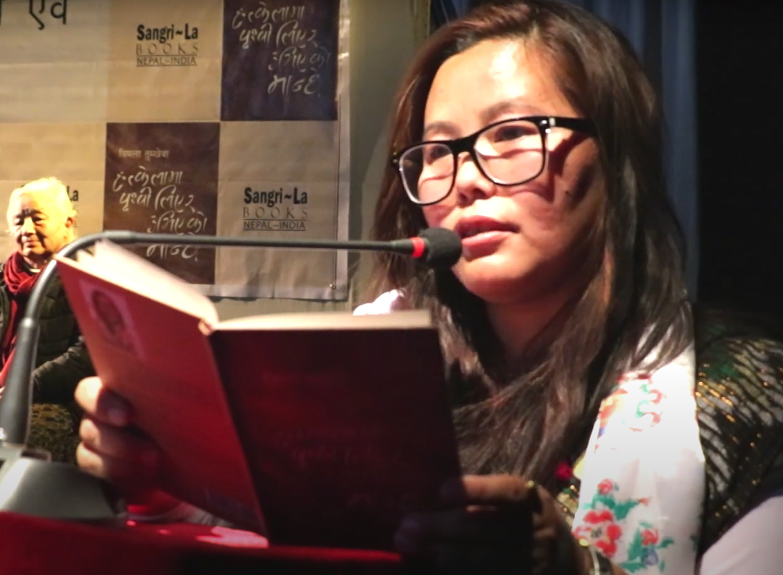 राजनीतिमा महिला : पार्टीभित्र साँगुरिर बस्नुपरेको अवस्था