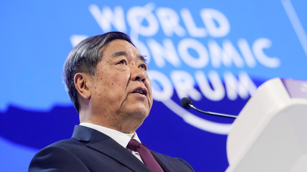 अमेरिकासँग वार्ताका लागि चिनियाँ उपप्रधानमन्त्री फ्रान्समा