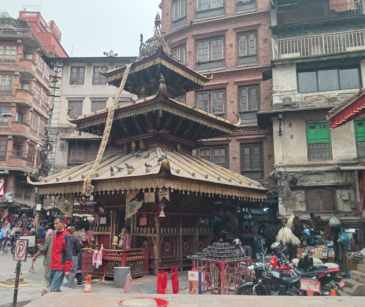 आजको पञ्चाङ्ग, ग्रहगोचरः घोडेजात्रा