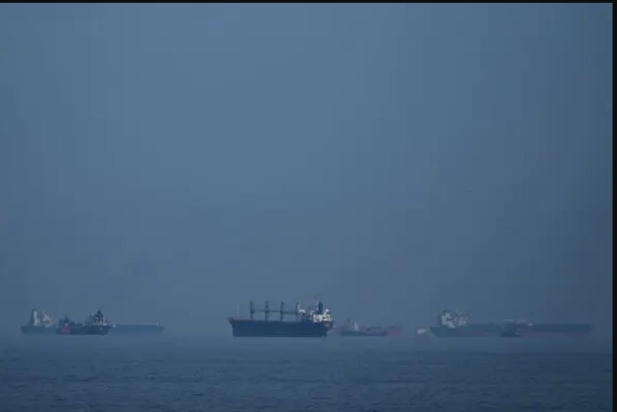 इरानले खोल्यो हर्मुज, बन्दरगाहमा अमेरिकी सेनाको तैनाथी : इरान माथि अमेरिकी दबाब कायमै