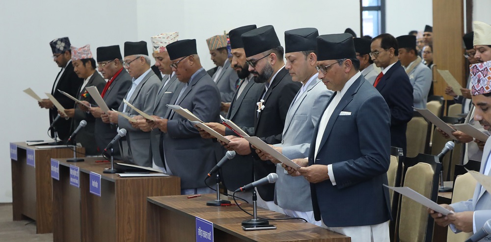 आजदेखी औपचारिक कार्यभार सम्हाल्दै सांसद, सभामुखको निर्वाचन चैत २२ मा, उपसभामुख को हुने ?