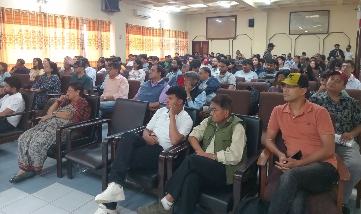 भूवैज्ञानिकहरुको प्रेसक्रिप्सन : अब प्रकोपलाई ध्यानमा राख्दै विकास र अध्ययन