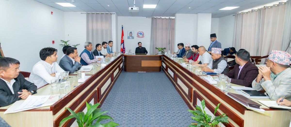 बाढीपछिको पुनःस्थापनाका लागि स्रोतको कुनै कमी हुन नदिने प्रधानमन्त्रीको प्रतिवद्धता
