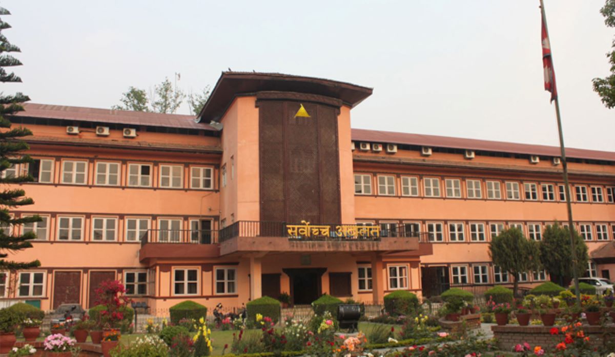 प्रतिनिधिसभाको बलमा संविधान संशोधन गर्ने रास्वपाको चाहनामा सर्वोच्चको गम्भिर प्रश्न