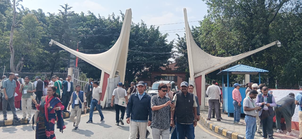 ७ हजार ११४ प्रतिनिधिले छान्दैछन् कांग्रेसको नयाँ नेतृत्व