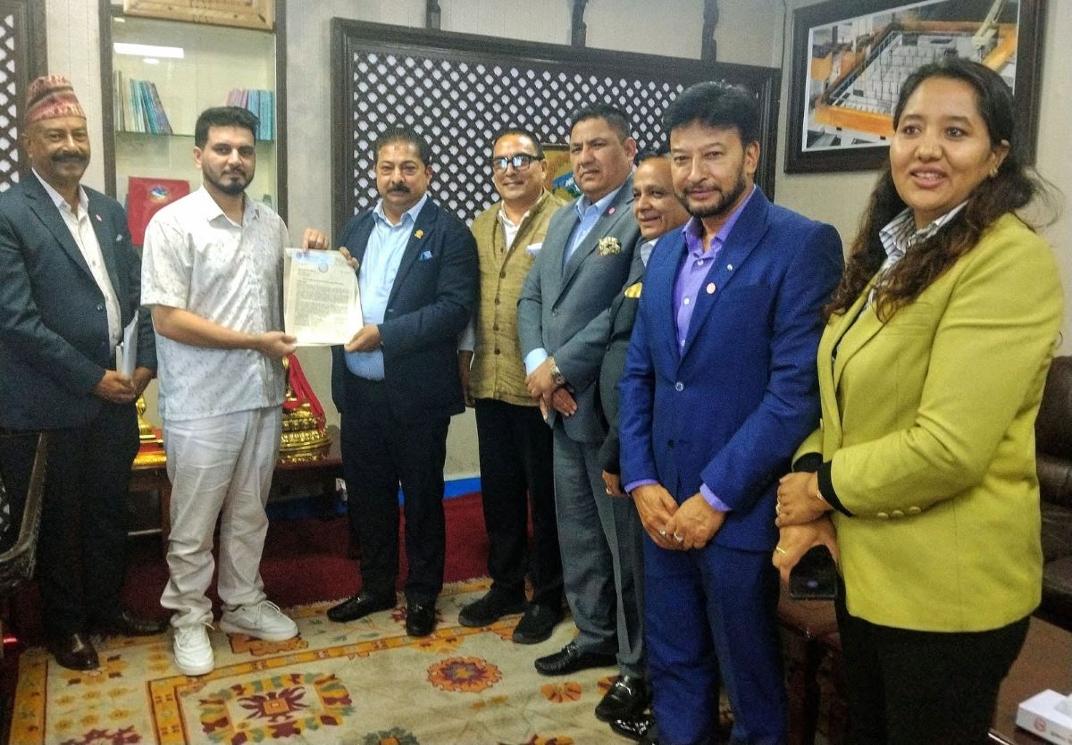महासंघ, पूर्वाधार विकासमन्त्री भेट : नीतिगत सुधार र व्यवसायमैत्री वातावरण निर्माणमा महासंघको जोड